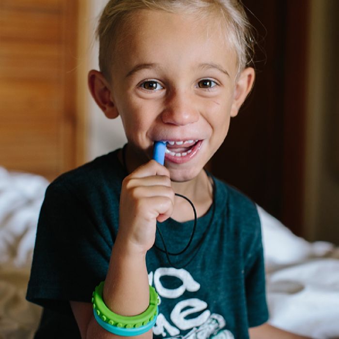ARK's Bite Saber™ Chew Necklace