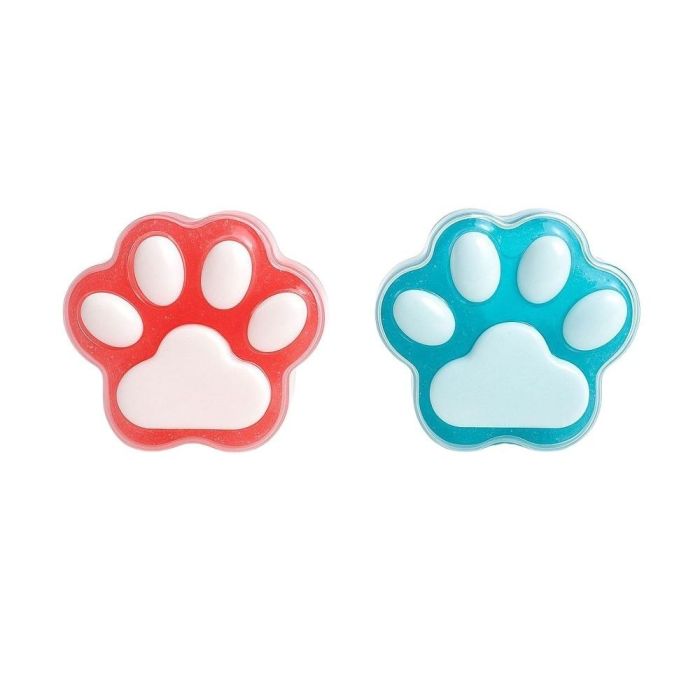 Sticky Paws
