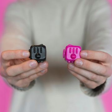 Zuru Fidget Cube Antsy Labs Lifestyle 1